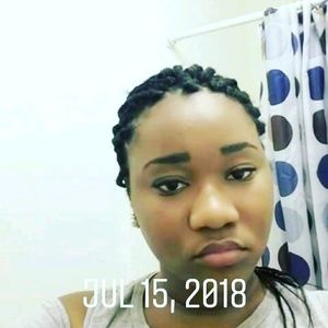 Meet your Posher, Janessa